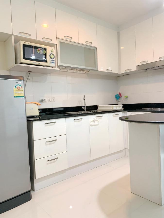 Charming Resident At Ekkamai From Studio Unit Up To 2 Bedroom Apartment Bangkok Buitenkant foto