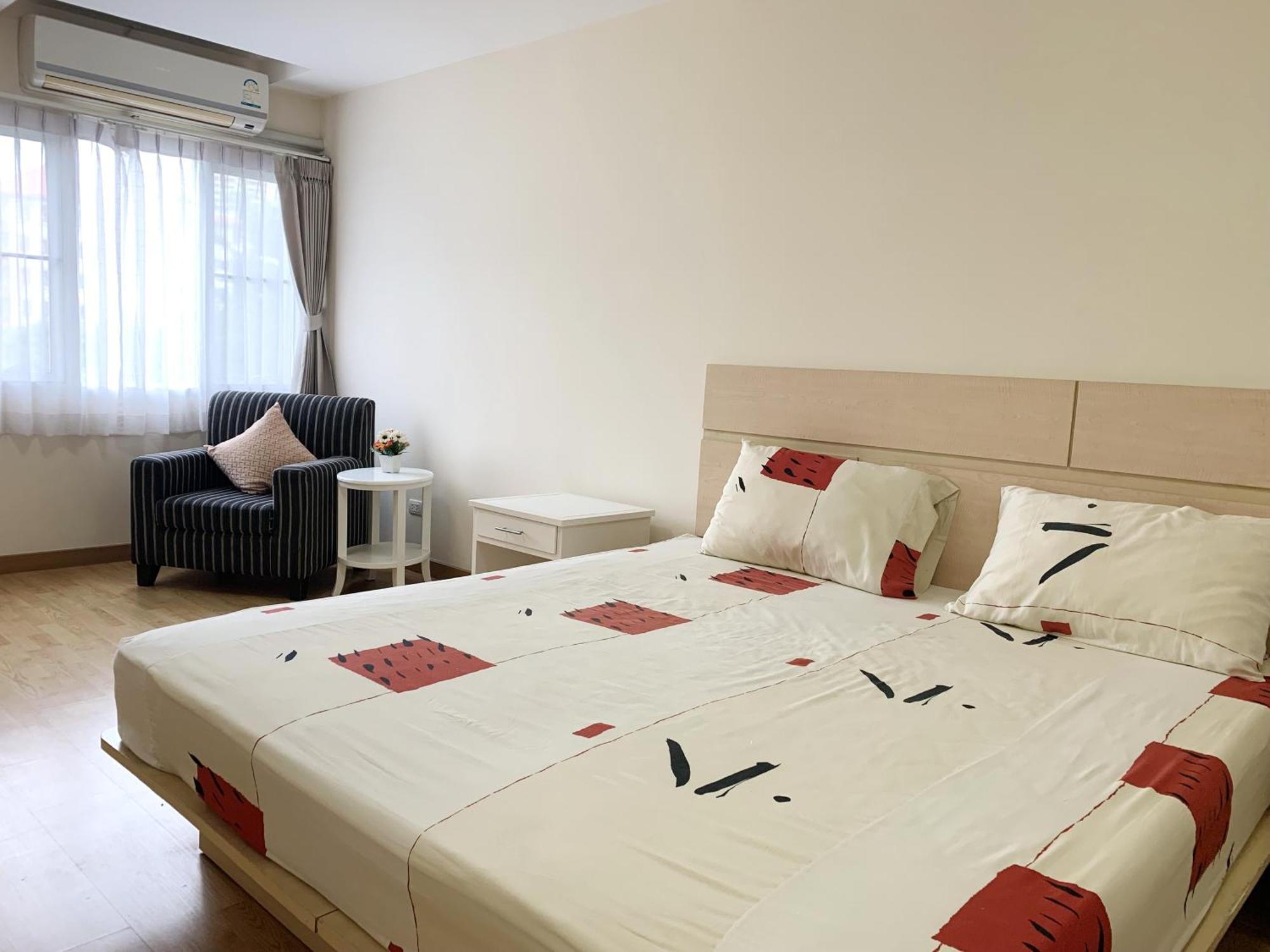 Charming Resident At Ekkamai From Studio Unit Up To 2 Bedroom Apartment Bangkok Buitenkant foto