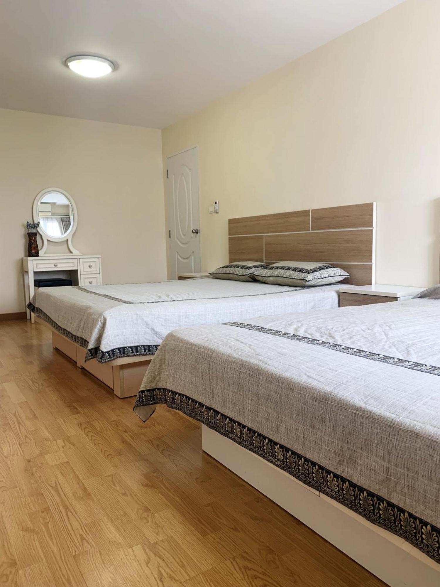 Charming Resident At Ekkamai From Studio Unit Up To 2 Bedroom Apartment Bangkok Buitenkant foto